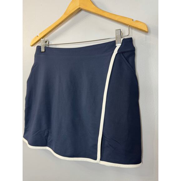 Peter Millar Charlotte Slit Skort Navy White Performance Golf Tennis Sz XS New - Picture 4 of 14